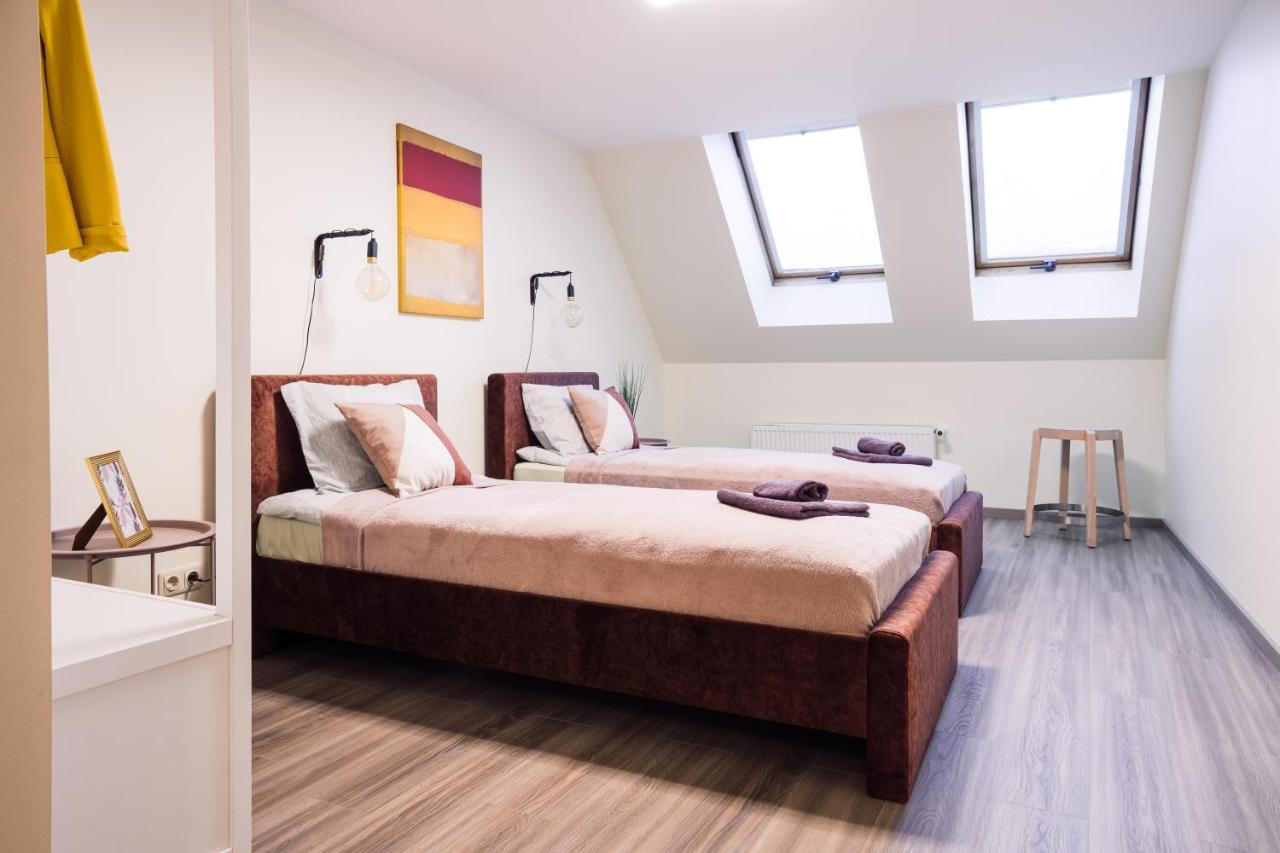 Rothko Apartment/8 Guests/4Bedrooms/Riga Old Town Exteriér fotografie